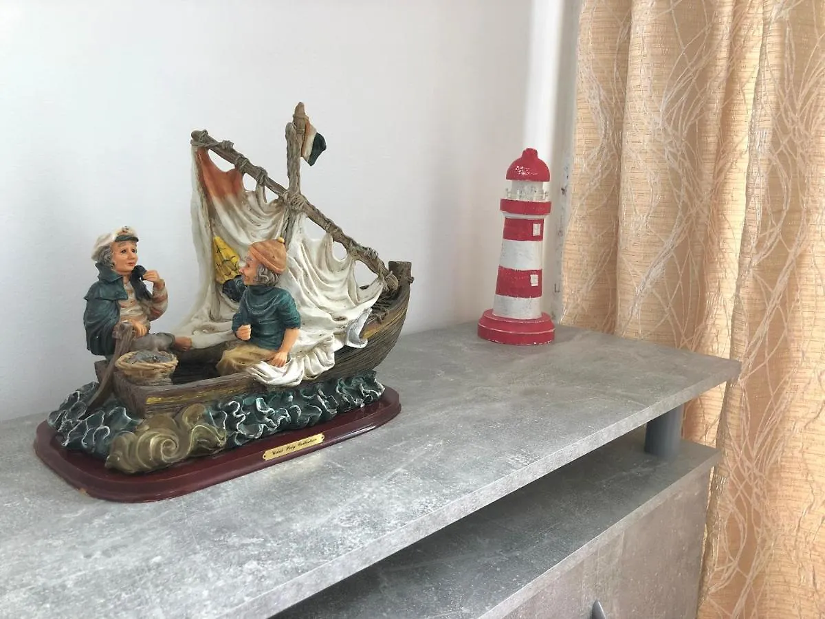 Primavera Holiday Apartment Arona  Spain