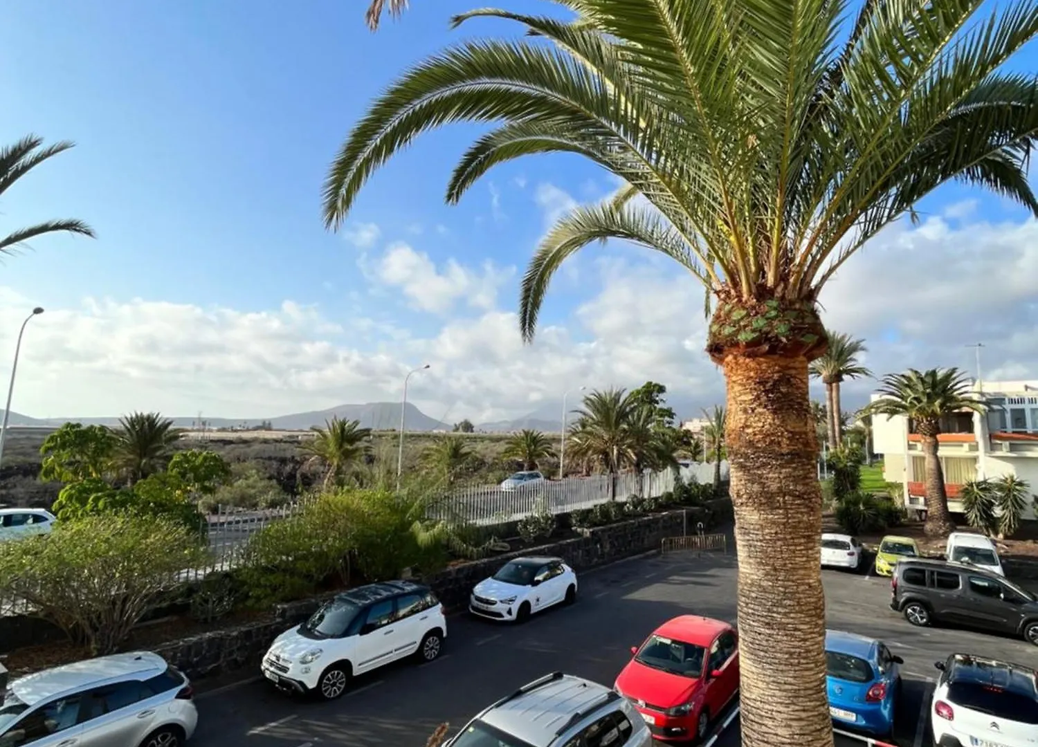Primavera Holiday Apartment Arona